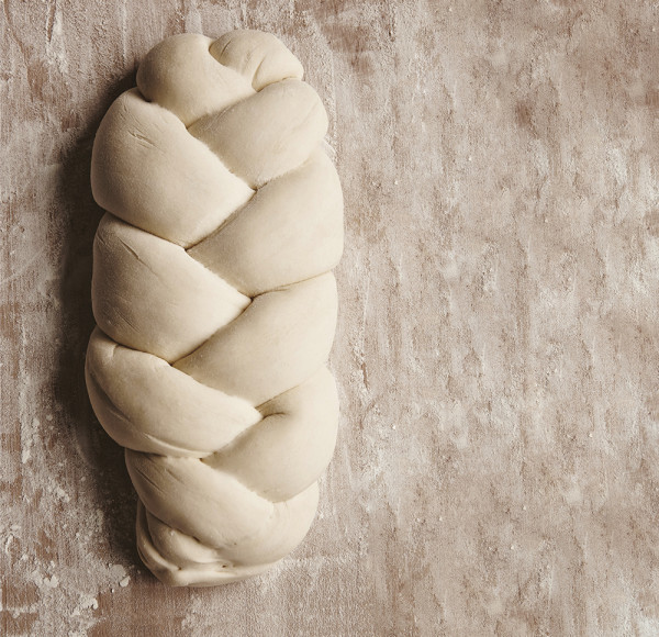 Treccia dolce con lievito madre