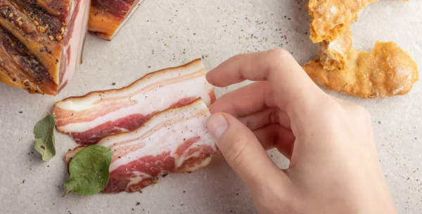 Wo kommt das Fleisch für Südtiroler Speck her?