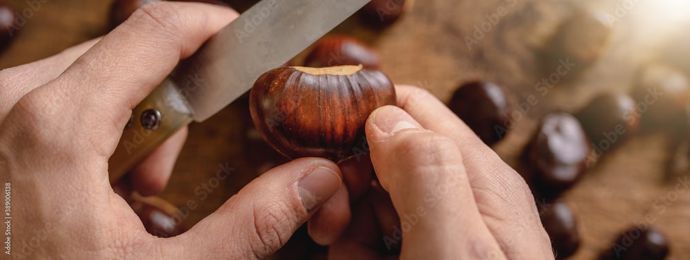 Kastanien schälen mit Messer