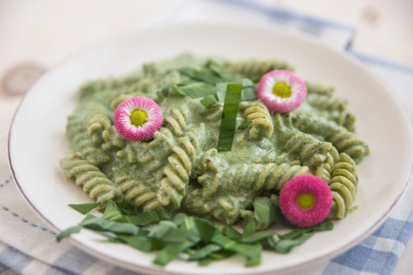 Fusilli con pesto all’aglio orsino 