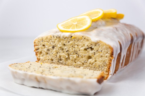 Torta al limone e semi di papavero