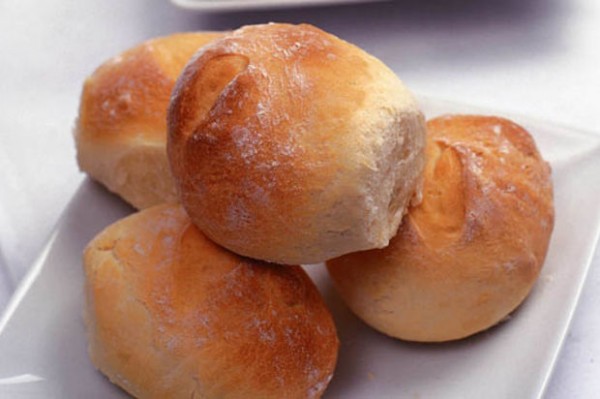 Panini al latticello per la colazione o uno spuntino