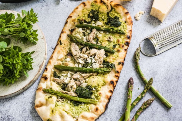 Flammkuchen con gli asparagi