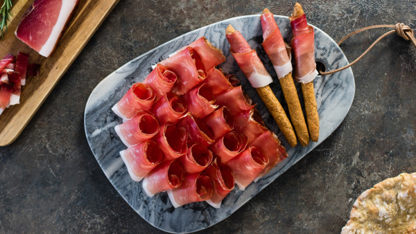 Südtiroler Speck: Regionaler Genussbotschafter