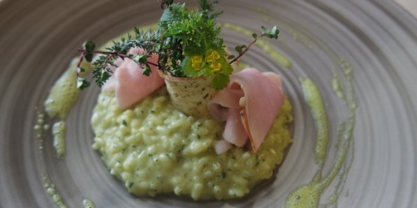 Risotto Carnaroli con timo selvatico e prosciutto cotto