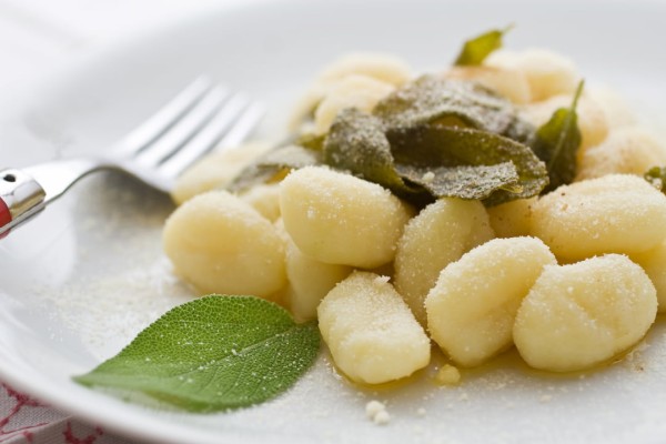 Gnocchi con burro e salvia